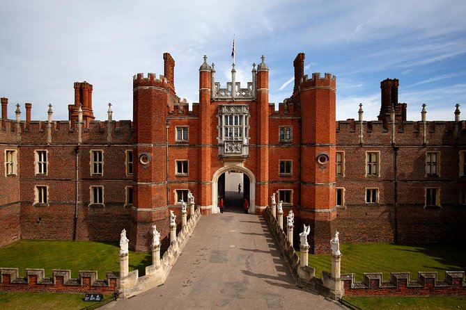 Hampton Court Palace Entrance Ticket - Why Hampton Court is worth the half-hour train ride
