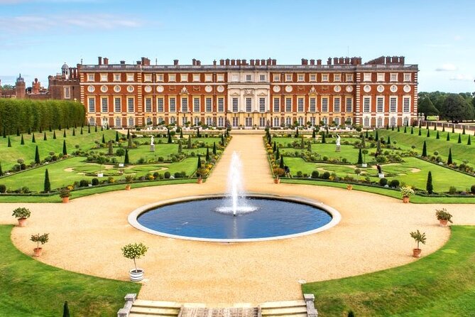 Hampton Court Palace Half-Day Trip from London with Tickets - Why Hampton Court makes a good half-day escape
