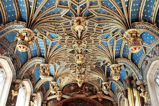 Hampton Court Palace Private Tour - Secrets of Henry VIII - What makes this better than an audio guide
