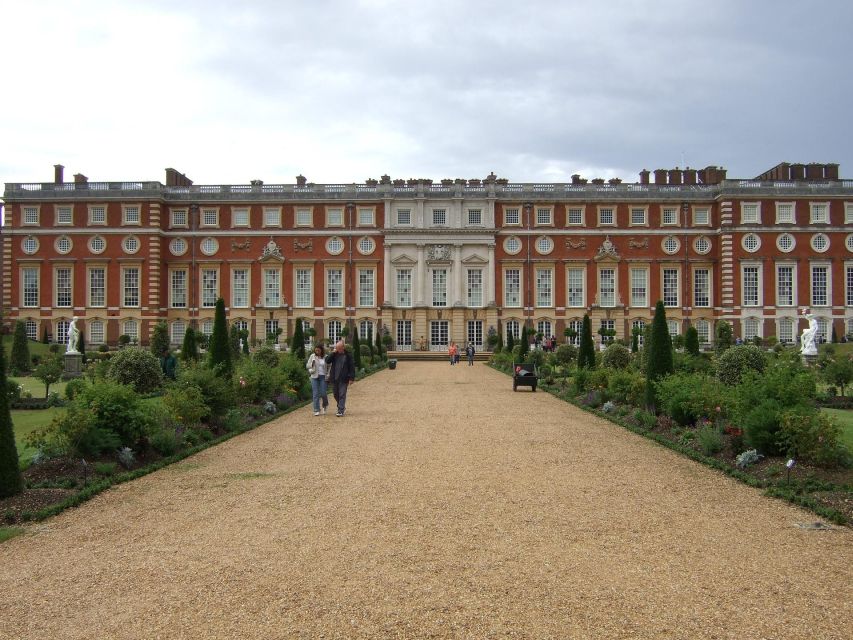 Hampton Court Palace Private tour With Fast Track Entry - How the five-hour schedule works