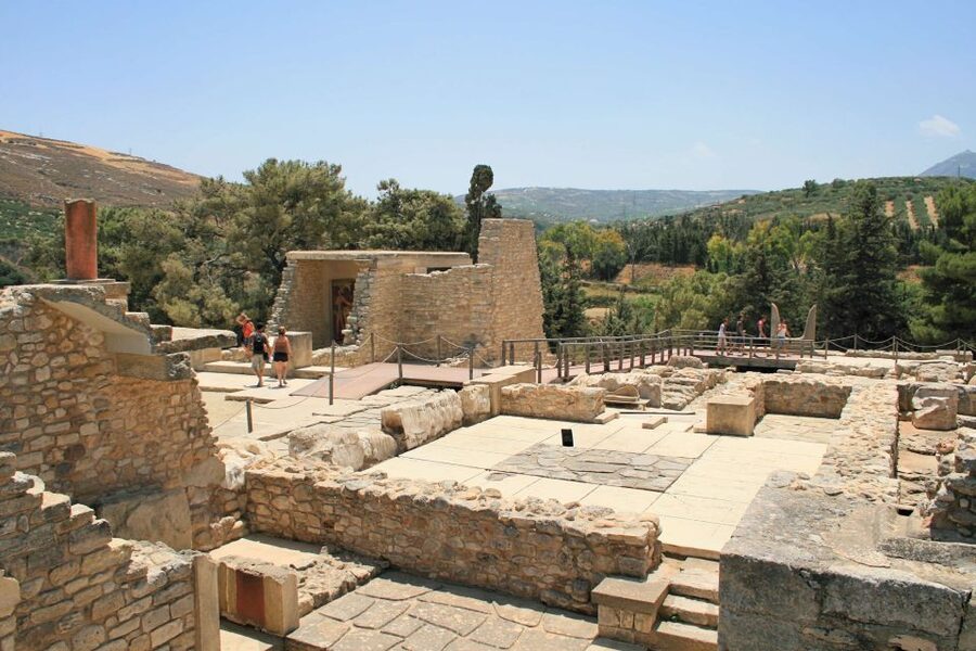 Heraklio:Knossos Palace-Museum-Heraklio ALL IN SKIP The line - Free time in Heraklion after the museum