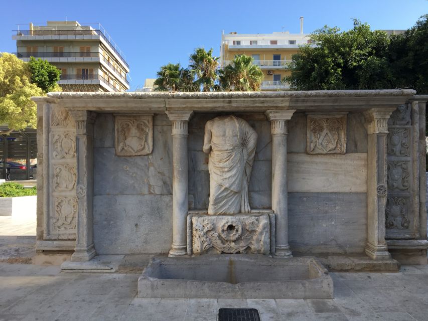 Heraklion: Guided Tour of the City and Knossos Palace Ticket - Venetian walls and the Central Market