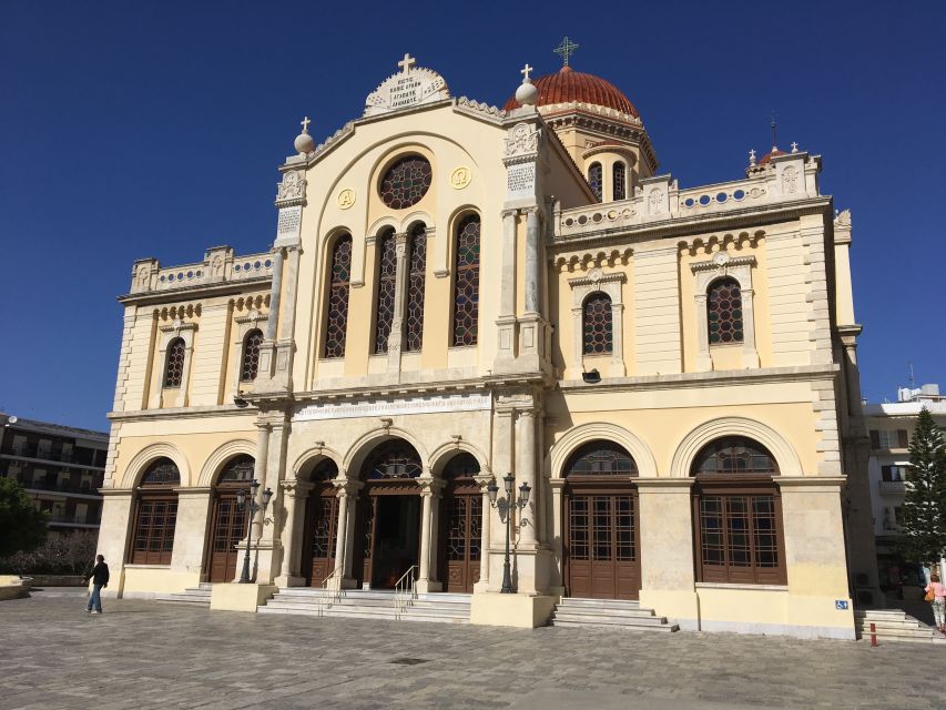 Heraklion: Guided Tour of the City and Knossos Palace Ticket - Who will enjoy this Heraklion walk