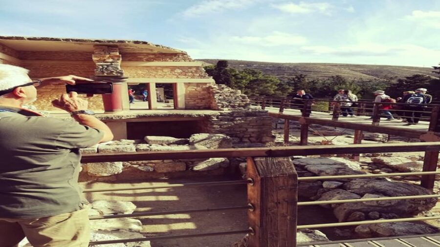 Heraklion: Knossos Palace Guided Tour Half Day - Key points about the Knossos half-day tour