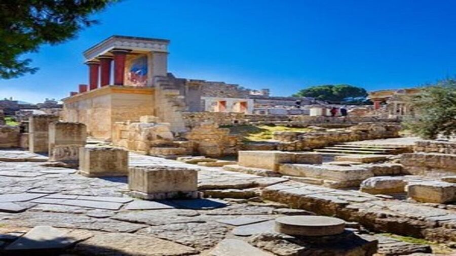 Heraklion: Knossos Palace Guided Tour Half Day - The ride to Knossos and what it means