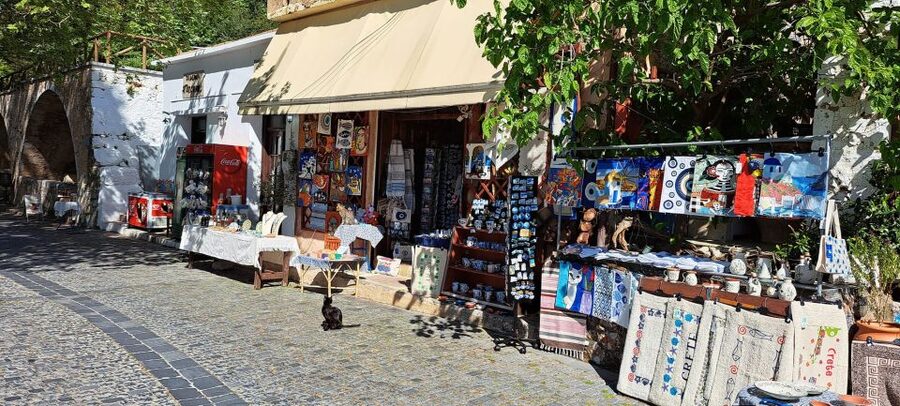 Heraklion: Knossos Palace, Zeus Cave & Oil Mill Private Tour - Why this Crete day works so well