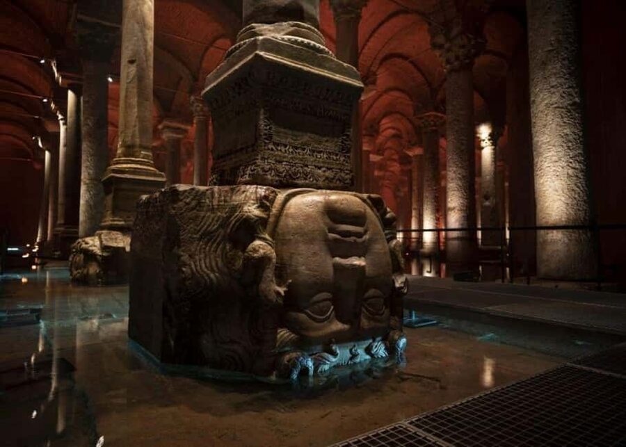 Istanbul Combo: Topkapi Palace & Basilica Cistern - Meeting at Chimney Bistro for Topkapi Palace
