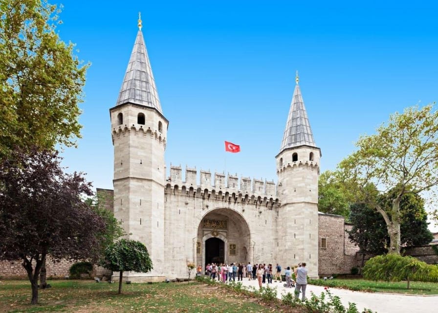 Istanbul Combo: Topkapi Palace & Dolmabahce Palace - Moving to Dolmabahce Palace