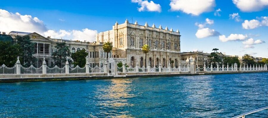 Istanbul: Dolmabahce Palace and Grand Bazaar Tour - Entering Dolmabahce Palace beside the Bosphorus