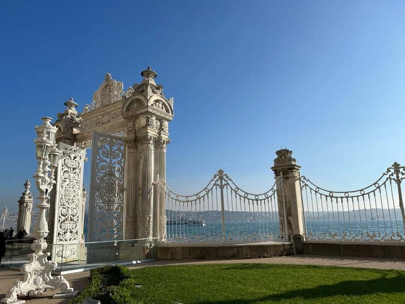 Istanbul: Dolmabahce Palace and Harem Fast-Track & Audio - Timing, Arrival, and Practical Planning
