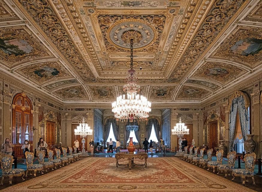 Istanbul: Dolmabahce Palace Tour and Bosphorus Yacht Cruise - Who should book this experience?