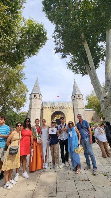 Istanbul : Topkapi Palace and Harem Entrance w/Audio Guide - Languages, phones, and the small practical details