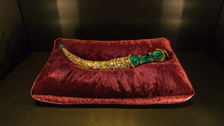 Istanbul: Topkapi Palace and Harem Guided Tour - Why Topkapi Palace matters in Istanbul