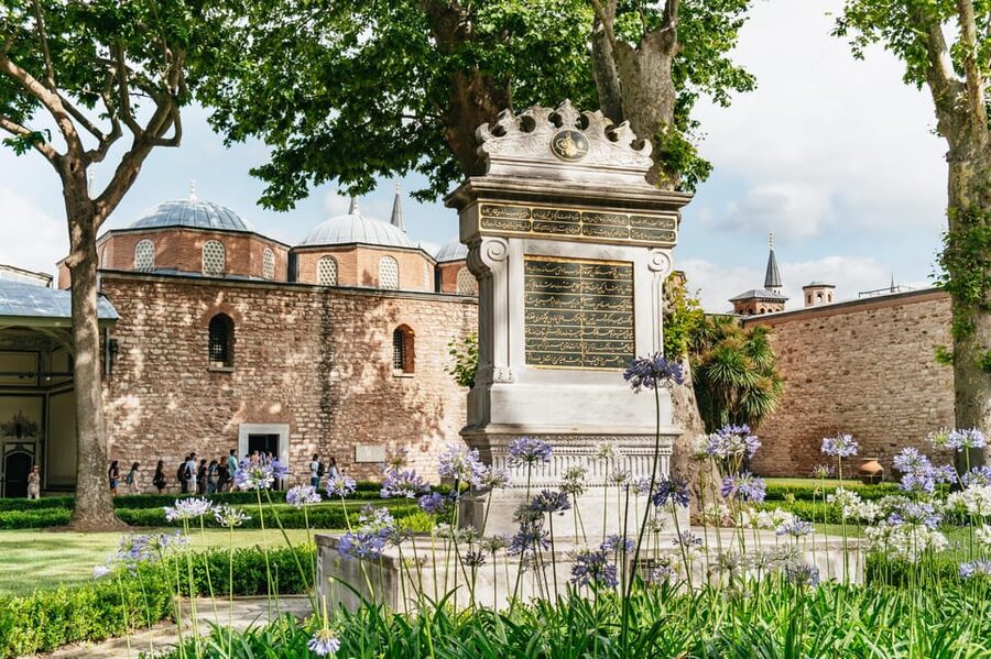Istanbul: Topkapi Palace and Harem Guided Tour with Ticket - Why Topkapi Palace deserves three hours