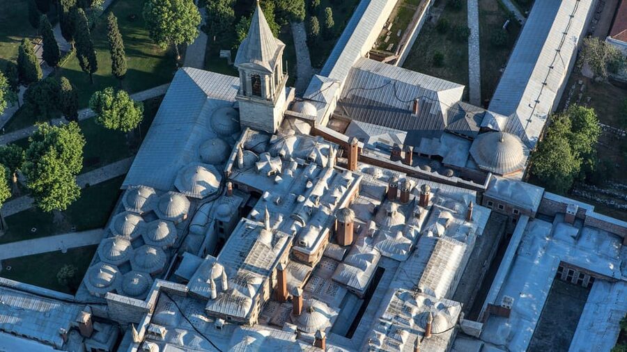 Istanbul: Topkapi Palace Guided Tour w/ Skip-the-Ticket-Line - What the $23 price really covers