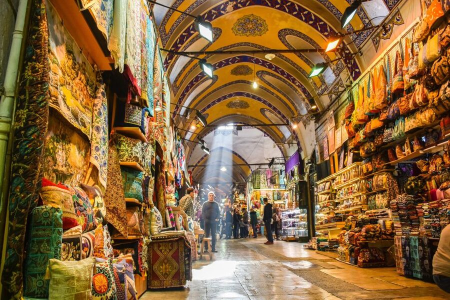Istanbul: Topkapi Palace, Hagia Sophia & Blue Mosque - Walking, Clothing, and Daily Comfort