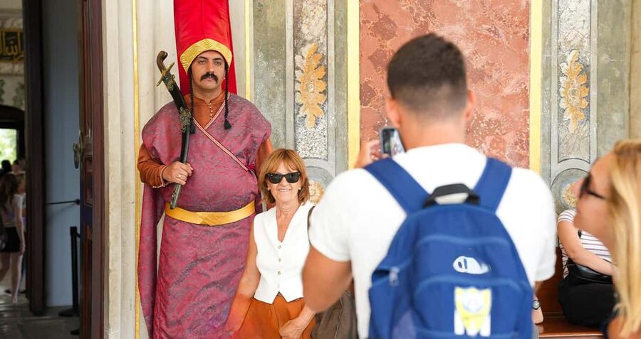 Istanbul: Topkapi Palace & Harem Express Highlight Tour - Key points to know before booking