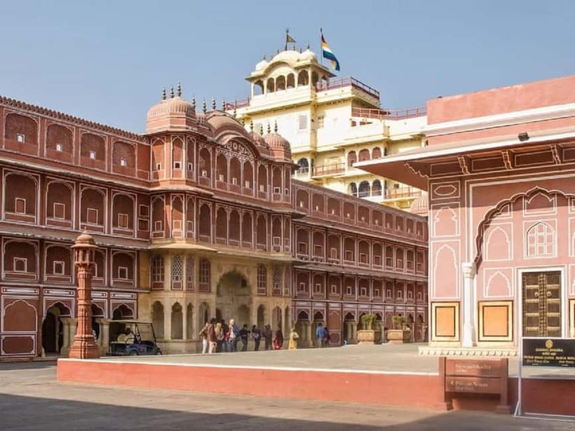 Jaipur: Elephant Activities Feed, Paint & Ride with Pickup - What the $27 price really gives you