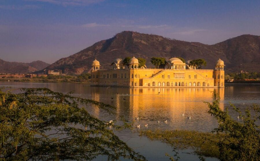 Jaipur Sightseeing by Tuk-Tuk: Temples, Palaces & Markets - Key points at a glance