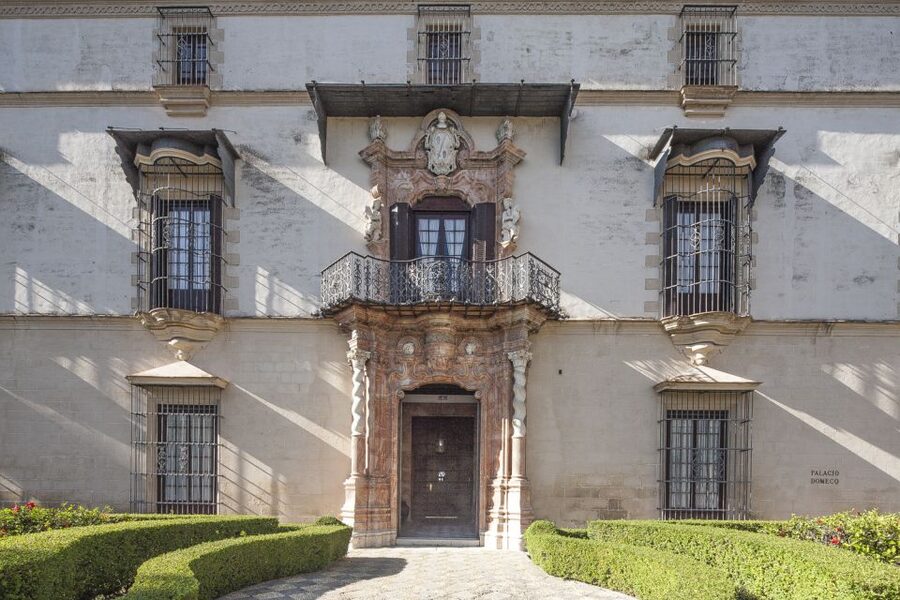 Jerez de la Frontera: Palacio Domecq Entrance Ticket - The entrance and first impression