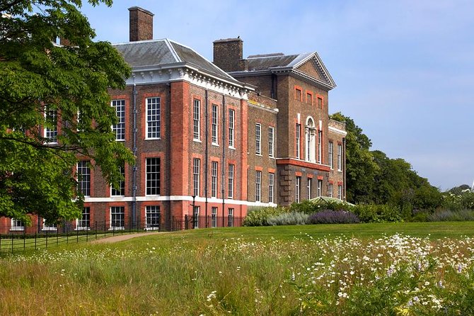 Kensington Palace Entrance Ticket - The Queen’s State Apartments and royal women