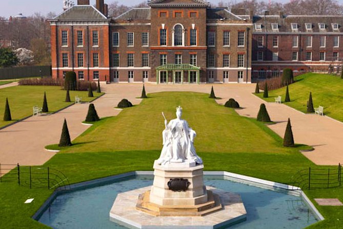 Kensington Palace VIP Garden Tour with Royal High Tea - Palace access requires careful checking