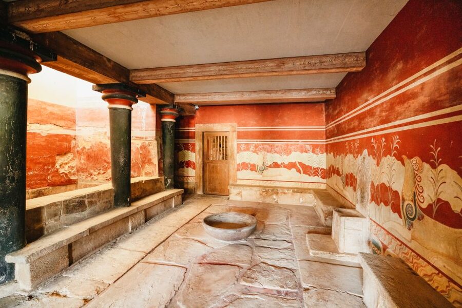 Knossos: Knossos Palace Skip-the-Line Guided Walking Tour - The Palace of Knossos in 90 Minutes