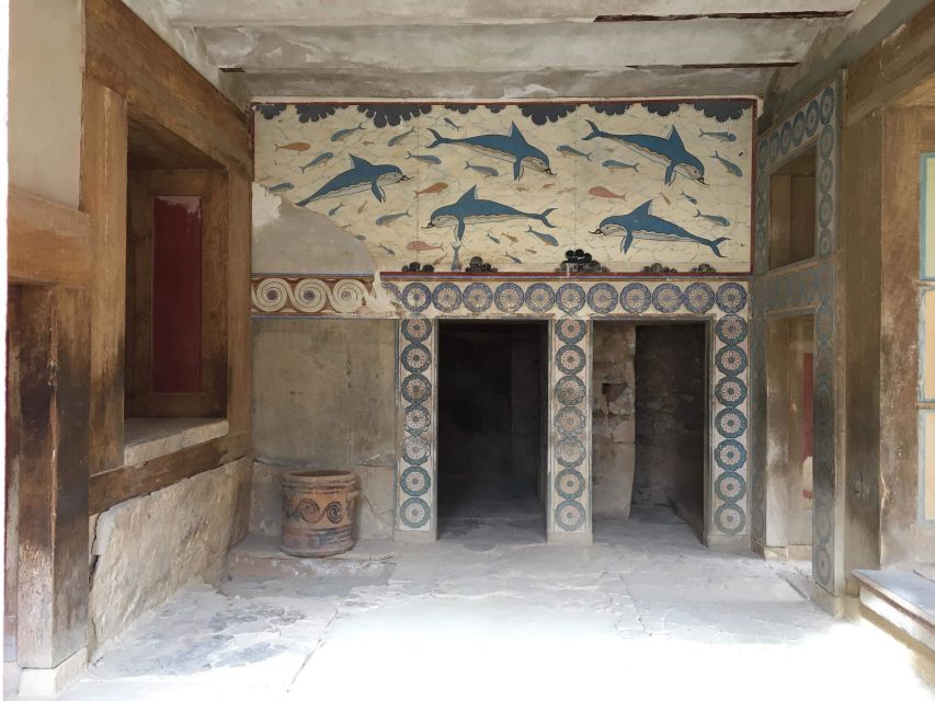Knossos Palace & Archaeological Museum Private Tour - Who will enjoy this four-hour tour most