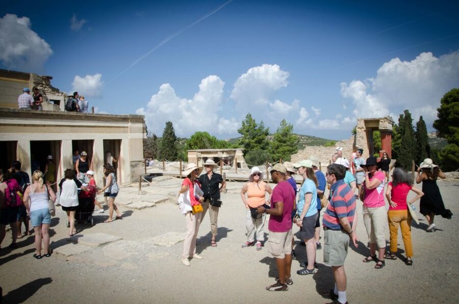 Knossos Palace & Archaeology Museum | Private Tour - The 25-minute ride into Heraklion