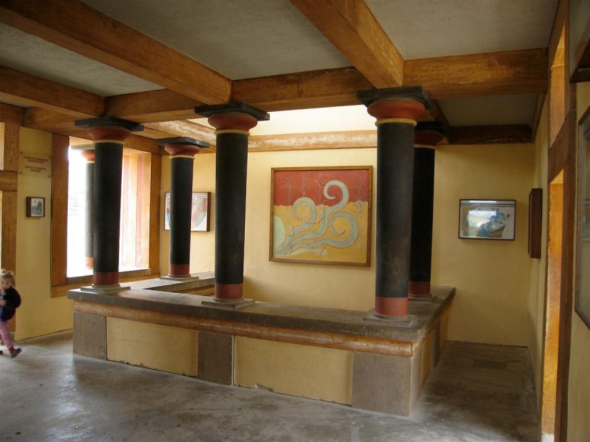 Knossos Palace & Heraklion Full-Day Tour from Chania Area - Who should book this Chania day trip?