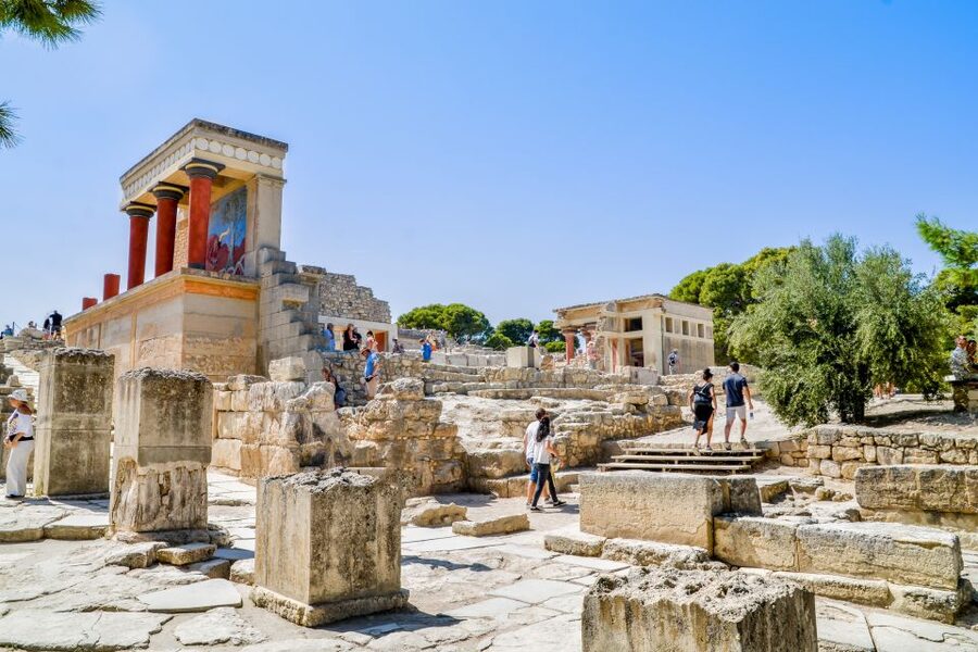 Knossos Palace & Heraklion Full-Day Tour from Rethymno Areas - Three hours in central Heraklion