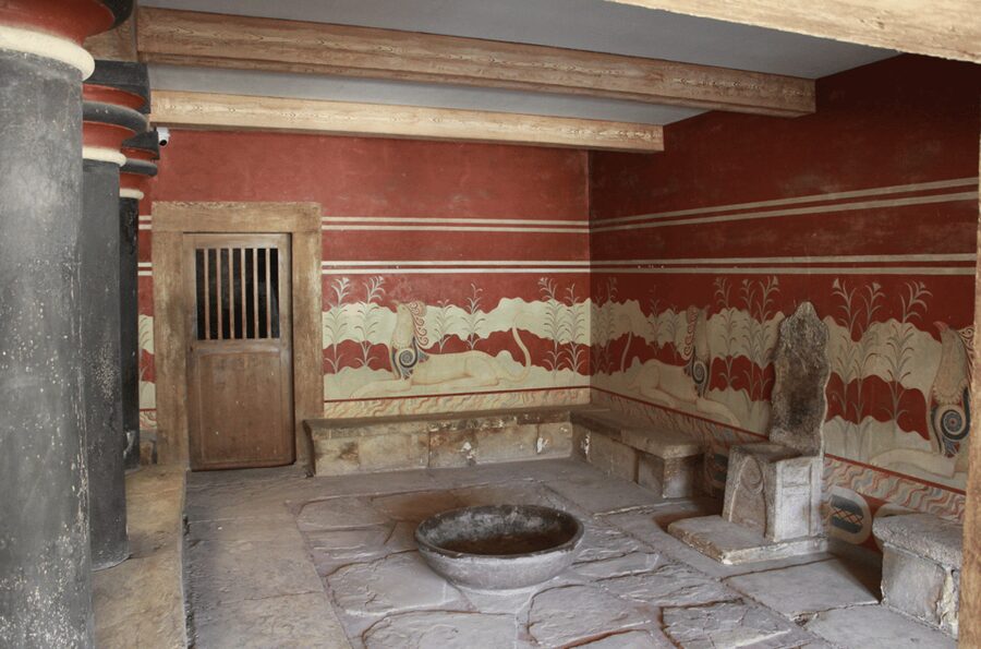 Knossos Palace Private Tour with Licensed Guide and Tickets - Who will get the most from this private visit
