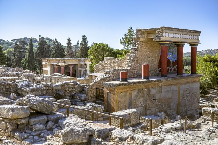Knossos Palace Skip-the-Line Ticket & Private Guided Tour - Why Knossos Palace deserves a guided visit