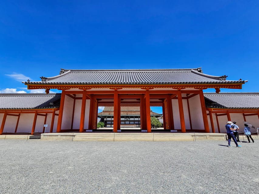 Kyoto: Imperial Palace & Nijo Castle Guided Walking Tour - The Guides Make the Difference
