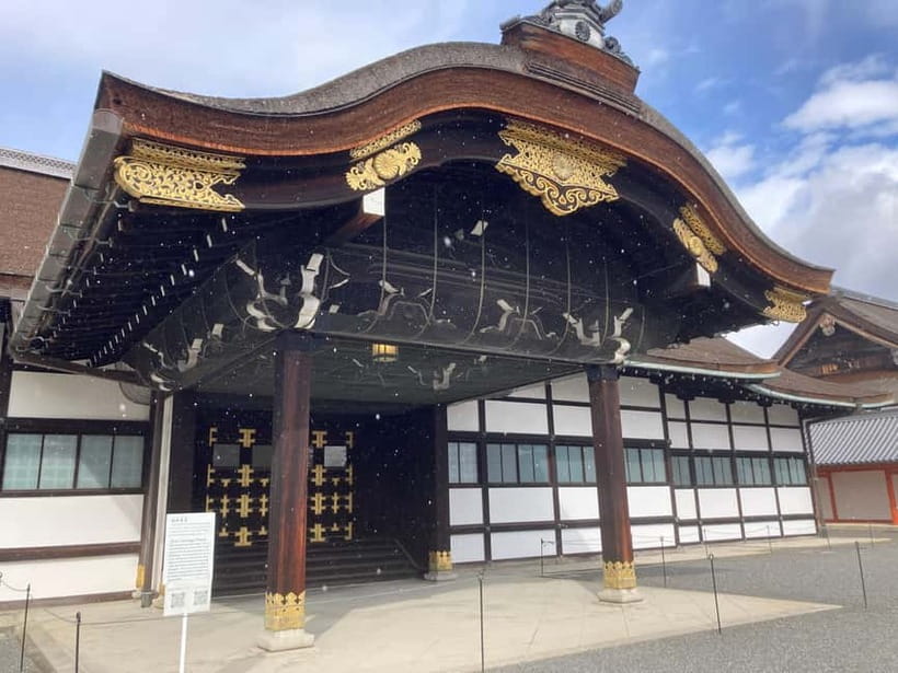 Kyoto: Nijo Castle and Kyoto Imperial Palace Guided Tour - Practical tips for a smoother visit