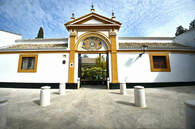 "Las Dueñas" Palace ticket + Audioguide - Is $18.57 good value?