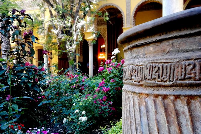 "Las Dueñas" Palace ticket + Audioguide - Access and practical comfort