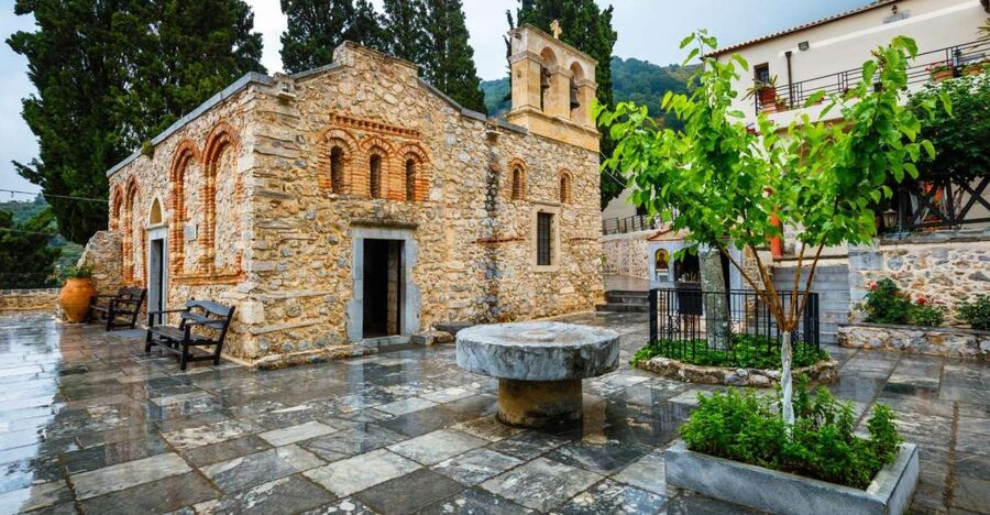 Lasithi, Mythology Park & Knossos Palace Tour From Heraklion - The Lasithi Plateau and its famous windmills