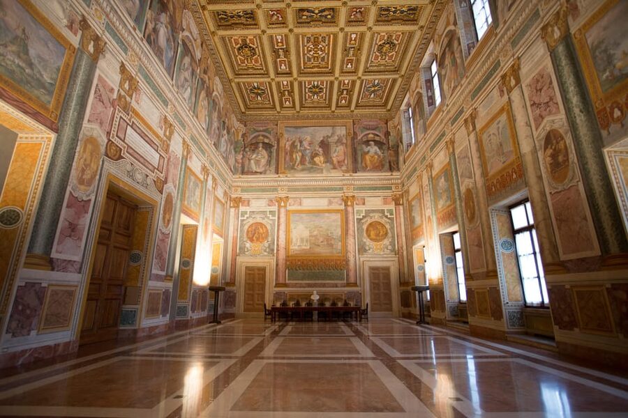 Lateran Palace Entry Ticket with Audio Guide - Who will enjoy this palace visit most?