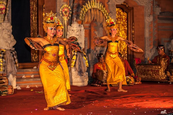 Legong Dance Show at Ubud Palace Bali - Seating is the biggest weakness