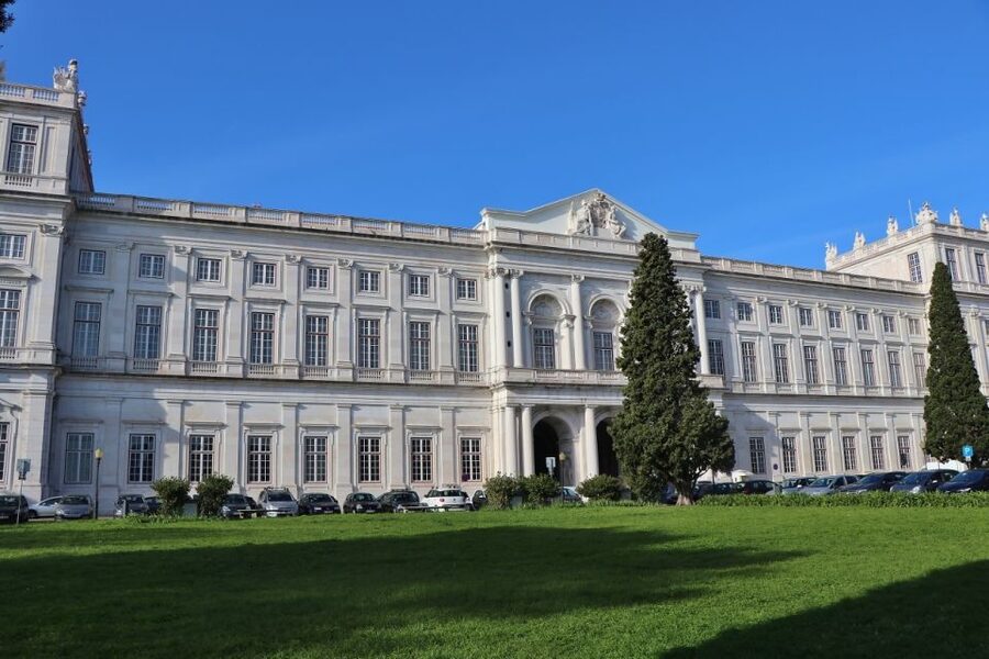 Lisbon: Private Historical Tour to Queluz and Ajuda Palaces - Key details that shape the experience