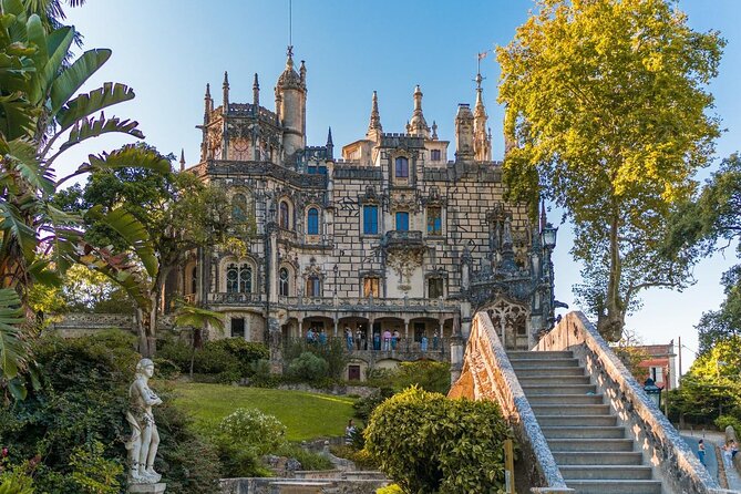 Lisbon: Sintra Half-Day Guided Tour with Pena Palace Tickets - Sintra’s historic center, pastries, and ginjinha