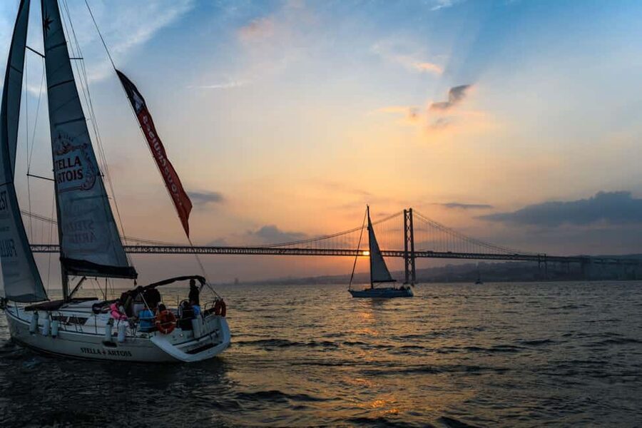 Lisbon: Sintra, Pena Palace, Belém Tour + sunset Boat Cruise - The physical demands and daily rhythm