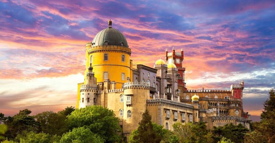 Lisbon: Sintra, Pena Palace, Cabo da Roca & Cascais Day Tour - Key points at a glance