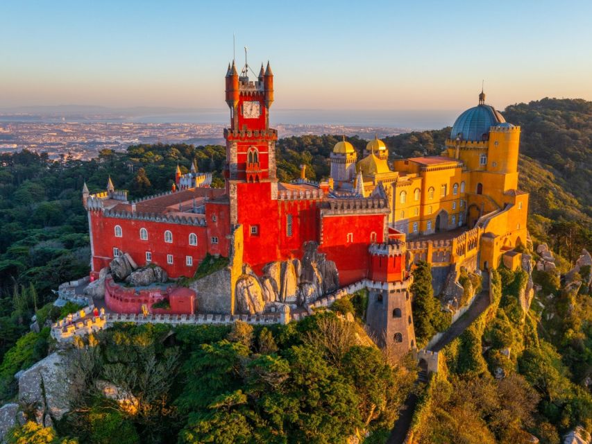 Lisbon: Sintra, Pena Palace, Cabo Roca Coast & Cascais Tour - Sintra National Palace and the old town