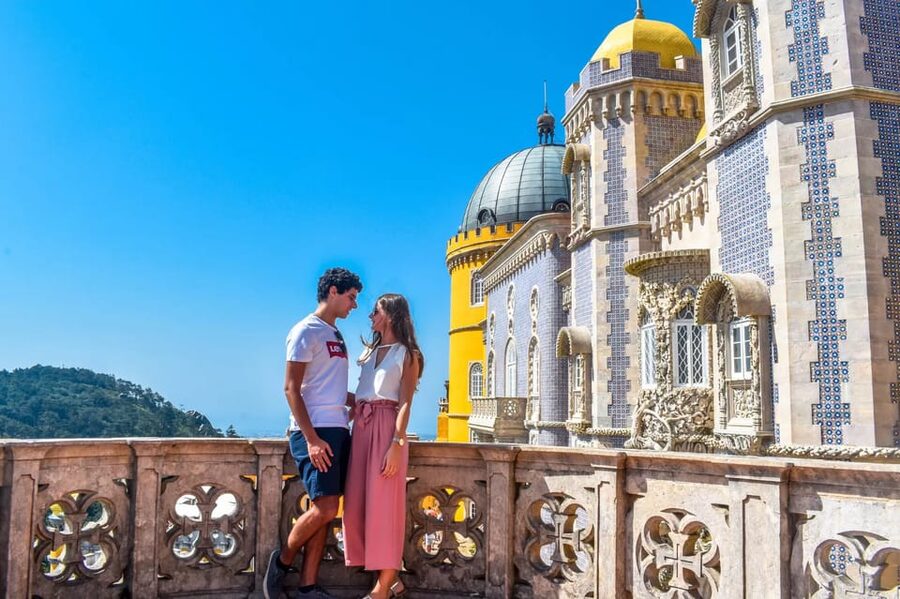 Lisbon: Sintra, Pena Palace & Cascais Guided Tour - What this Lisbon day trip is really designed to do