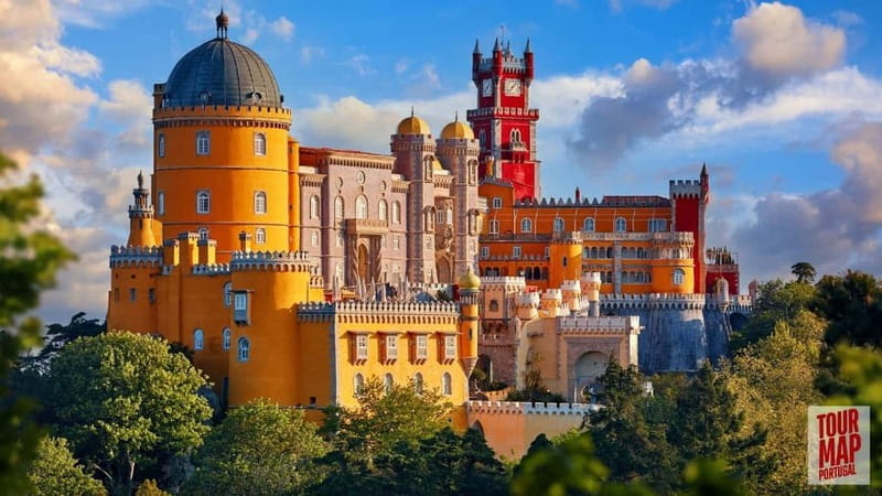 Lisbon: Sintra, Pena Palace, Moorish Castle & Regaleira Tour - The quick take