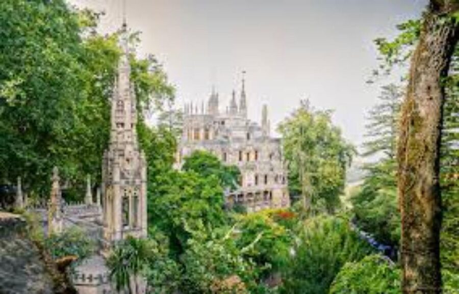 Lisbon: Sintra, Pena Palace, Quinta Regaleira, Cabo da Roca - What to bring and what to expect