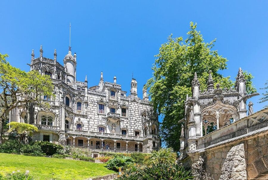 Lisbon: Sintra, Pena Palace, Quinta Regaleira, Cabo da Roca - Moorish Castle: stone walls above Sintra