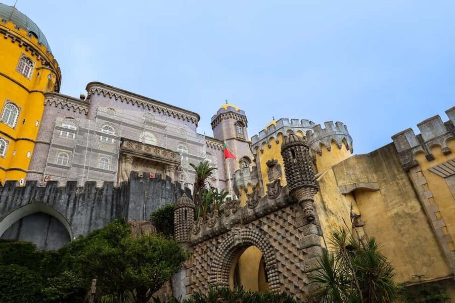 Lisbon: Sintra, Pena Palace & Wine Tasting Small-Group Tour - Colares wine tasting: the day’s most variable stop
